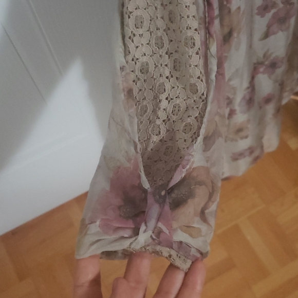 Sweet blouse 100%SILK made in Italy - Picture 2 of 4